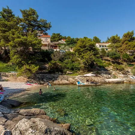 Traditional Brac 3 Bedrooms Turquoise Waterfront Close To Phenomenal Sea Views 别墅 Selca (Brac)